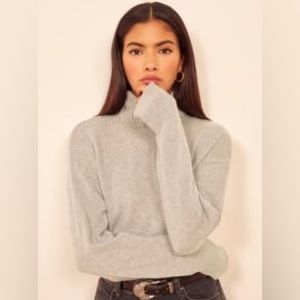 Reformation light grey cashmere turtle neck